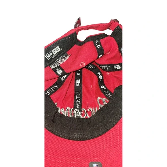 New Era Tampa Bay Buccaneers NFL Womens Red Cap Hat Adjustable - Picture 6 of 6